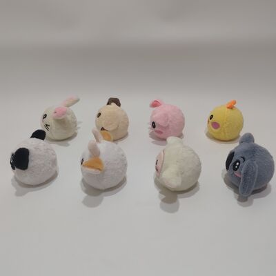 遊びの時間にぴったりの、生き生きとした8個入り農場動物バウンドボールコレクション