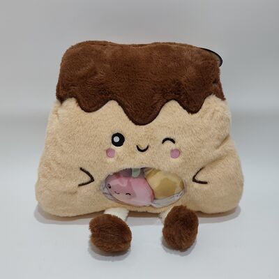 中には色とりどりのミニフルーツが